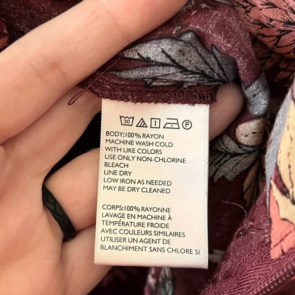 Urban Outfitters Kimchi Blue Burgundy Floral Skort Romper size 4 - Picture 6 of 9